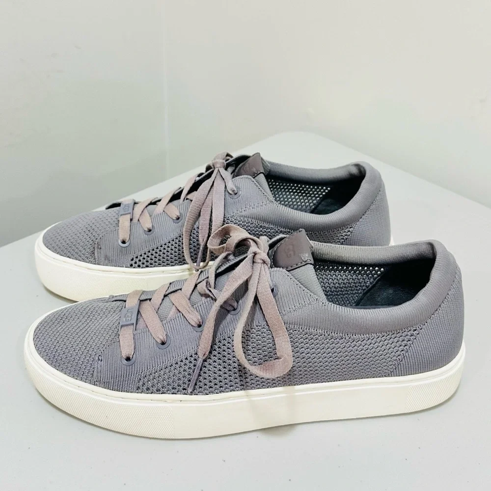 UGG Womens Zilo Knit‎ Sneakers LT/PAS GrayShoe Size 10